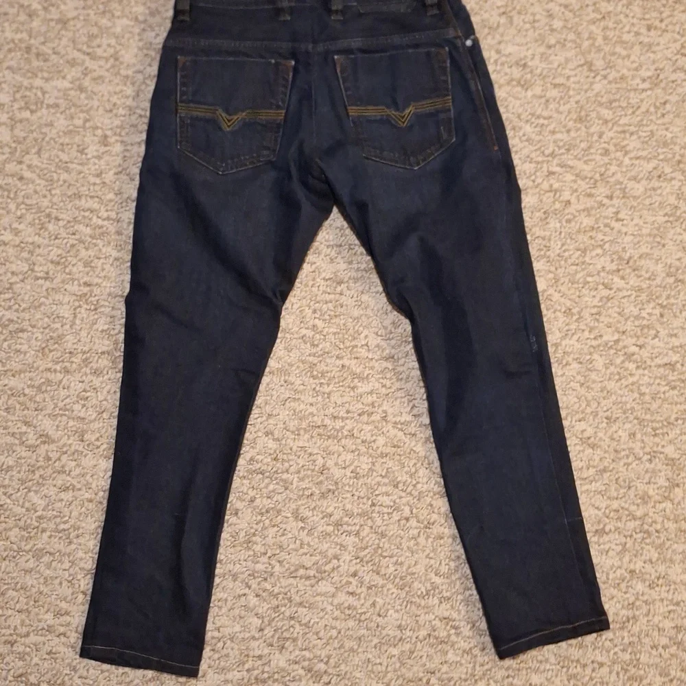 Diesel Jeans 32 "FITS SMALLER" - Picture 3 of 9